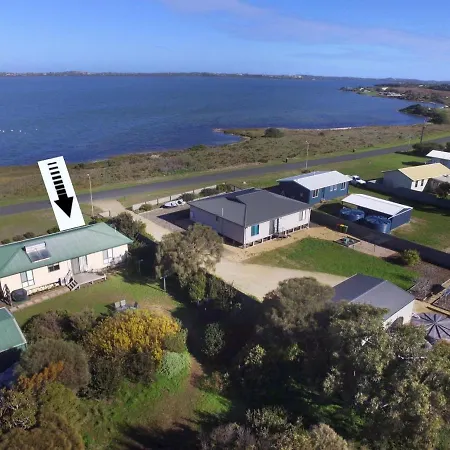 Coorong Lakeside Cottage Meningie Exterior photo